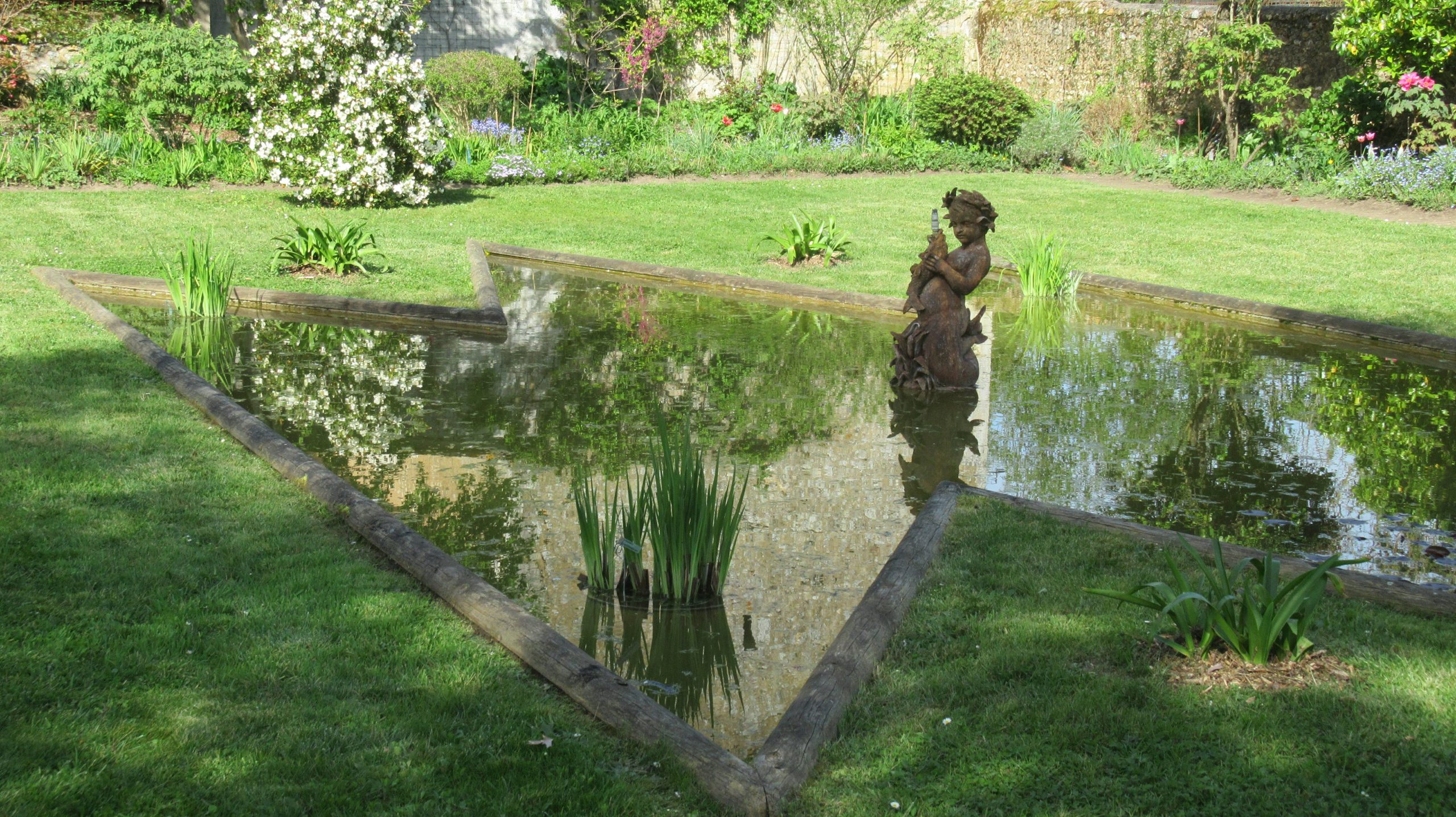 Photo au printemps du Jardin de La Petite Rochelle